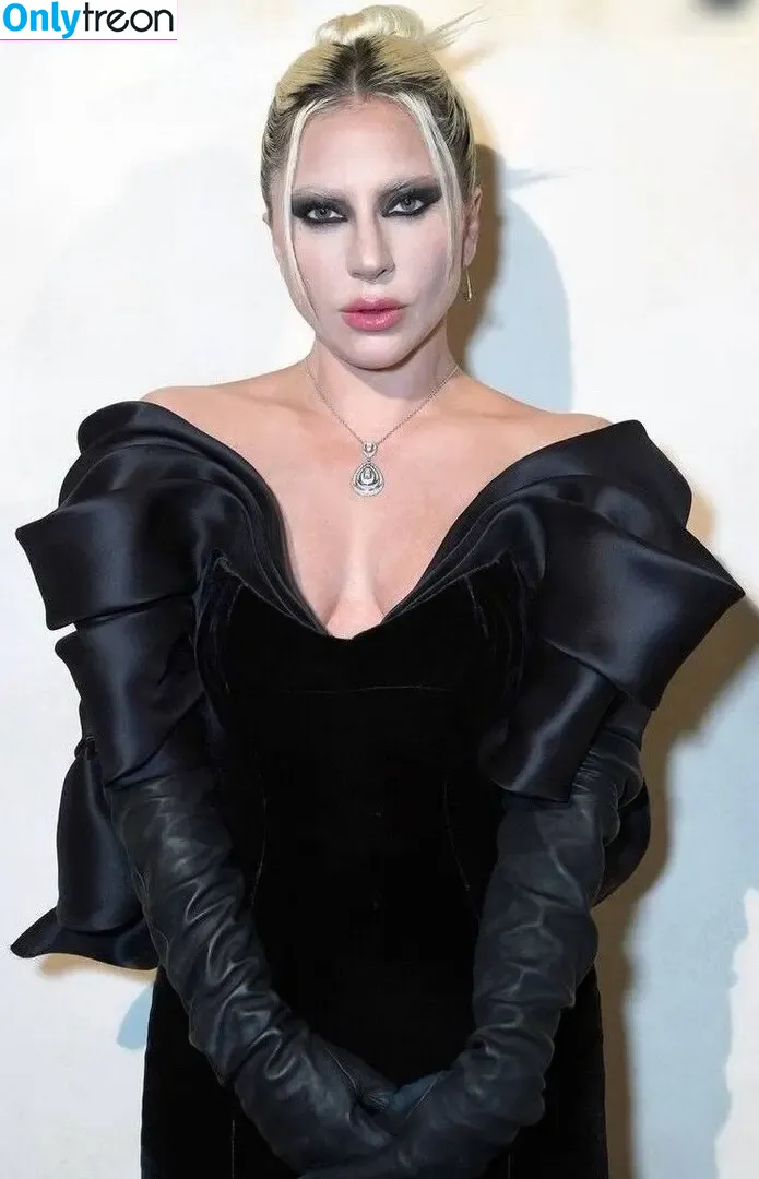 Lady Gaga nude photo #0652 (ladygaga)