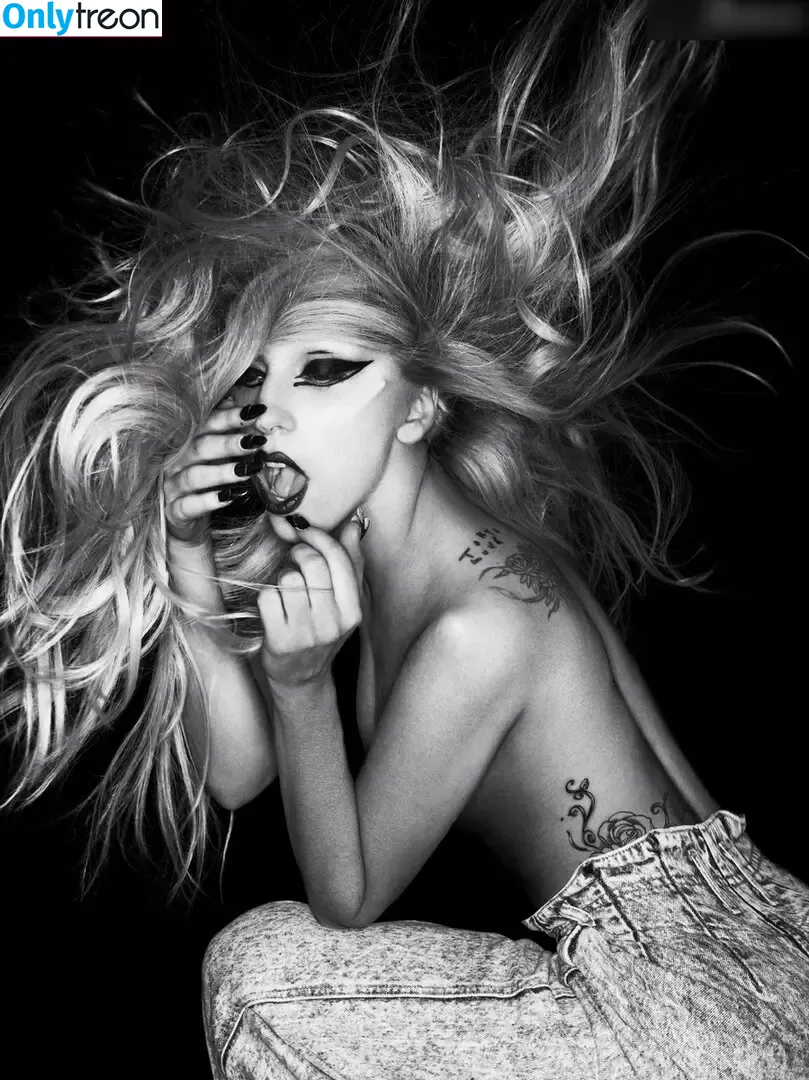 Lady Gaga nude photo #0768 (ladygaga)