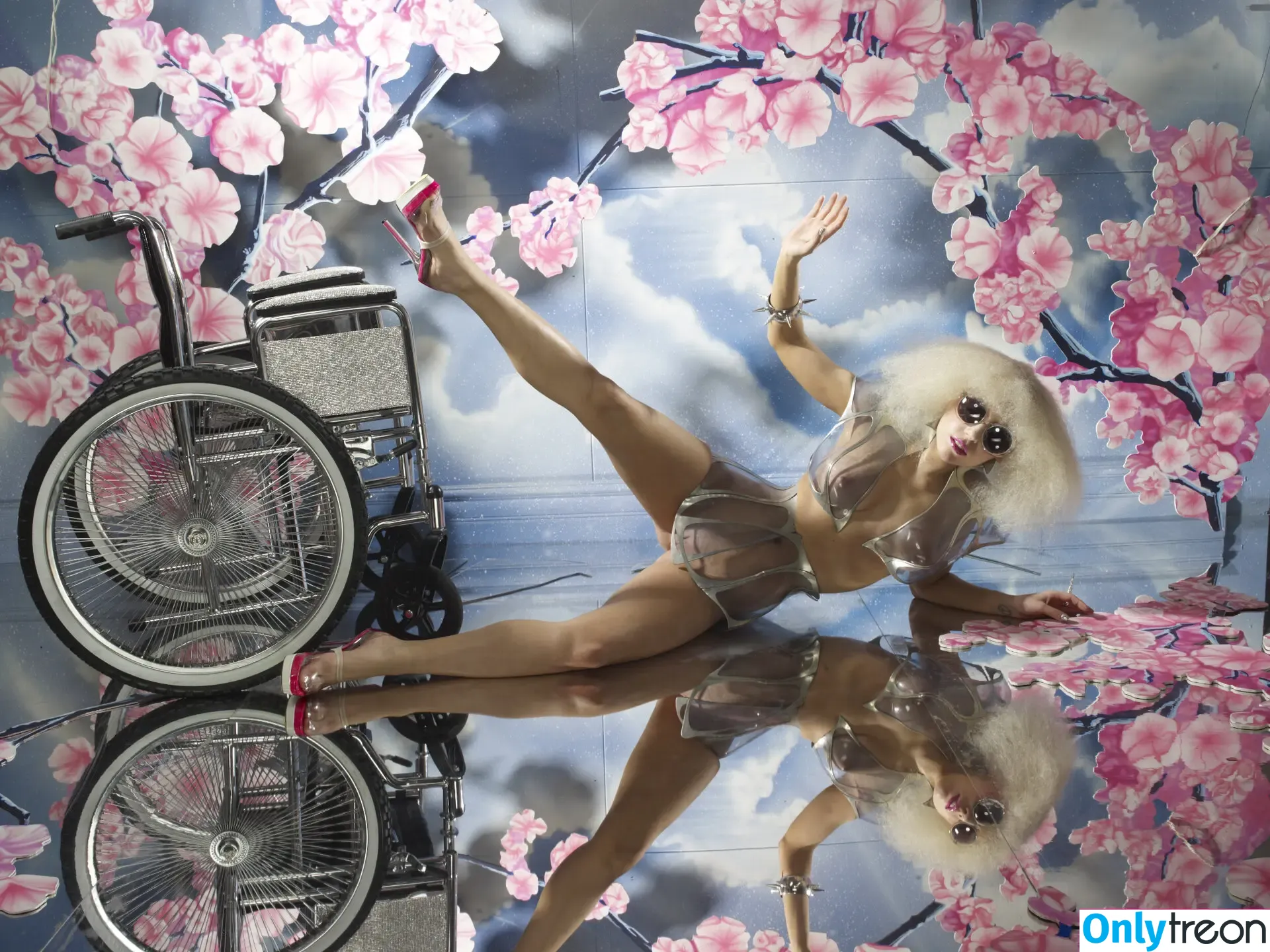Lady Gaga nude photo #1470 (ladygaga)