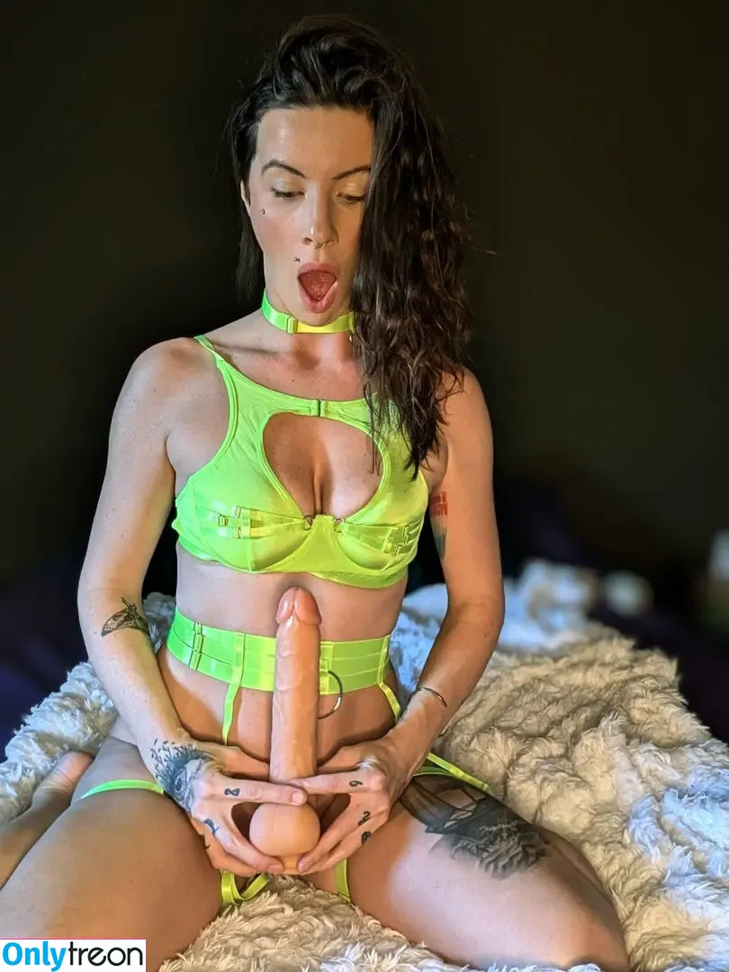 Lady Orchid nude photo #0027 (LadyOrchidxoxo / ladyorchid)