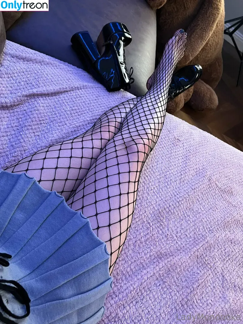 ladymononokefree nude photo #0073 (kiannamonee__)
