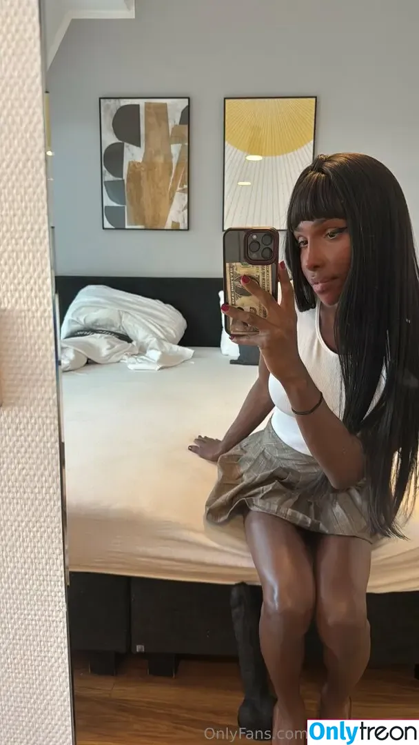 ladyvictoriabr nude photo #0121 (theladyvictoria_)