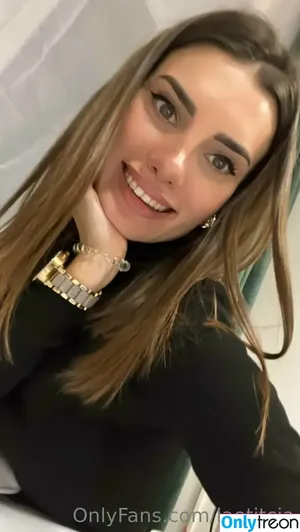 laetitcia / laetitiaky nude photo #0011