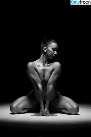 Laetitia Bouffard Roupe / laetitia_channel_model / laetitia_model / laetitiamodel nude photo #0088