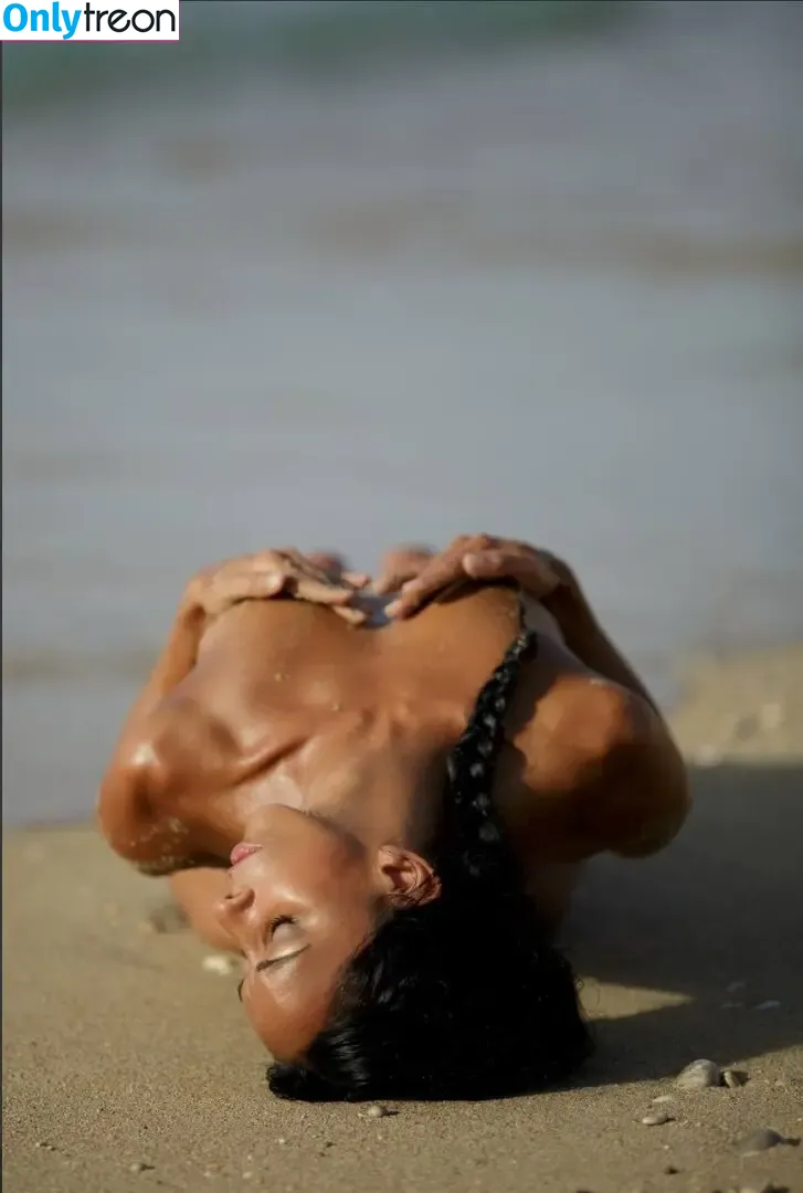 Laetitia Bouffard Roupe nude photo #0098 (laetitia_channel_model / laetitia_model / laetitiamodel)