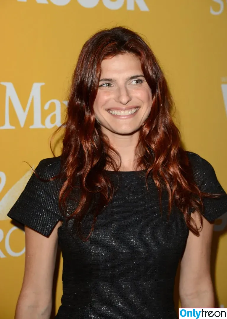 Lake Bell nude photo #0064 (lakebell)