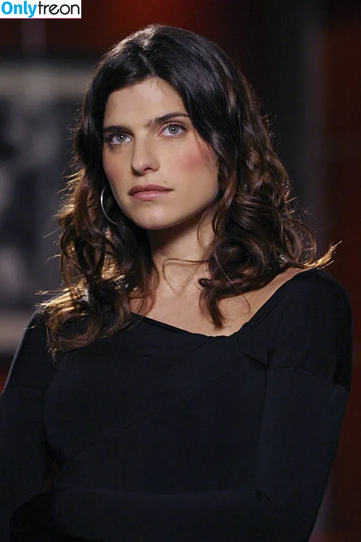 Lake Bell nude photo #0094 (lakebell)