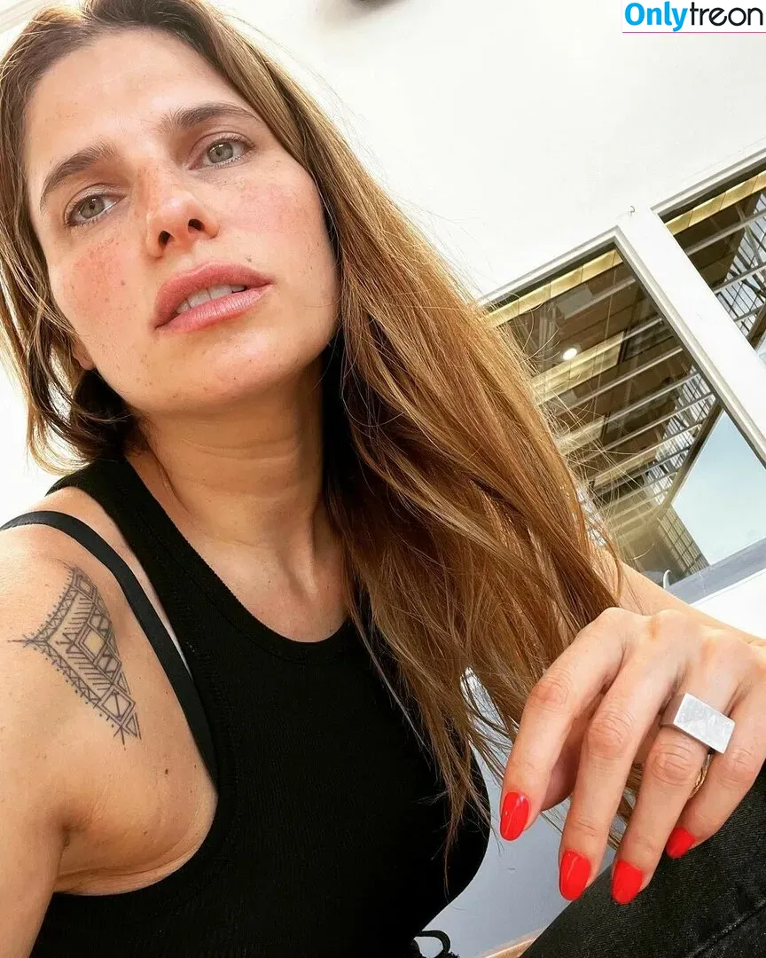 Lake Bell nude photo #0102 (lakebell)