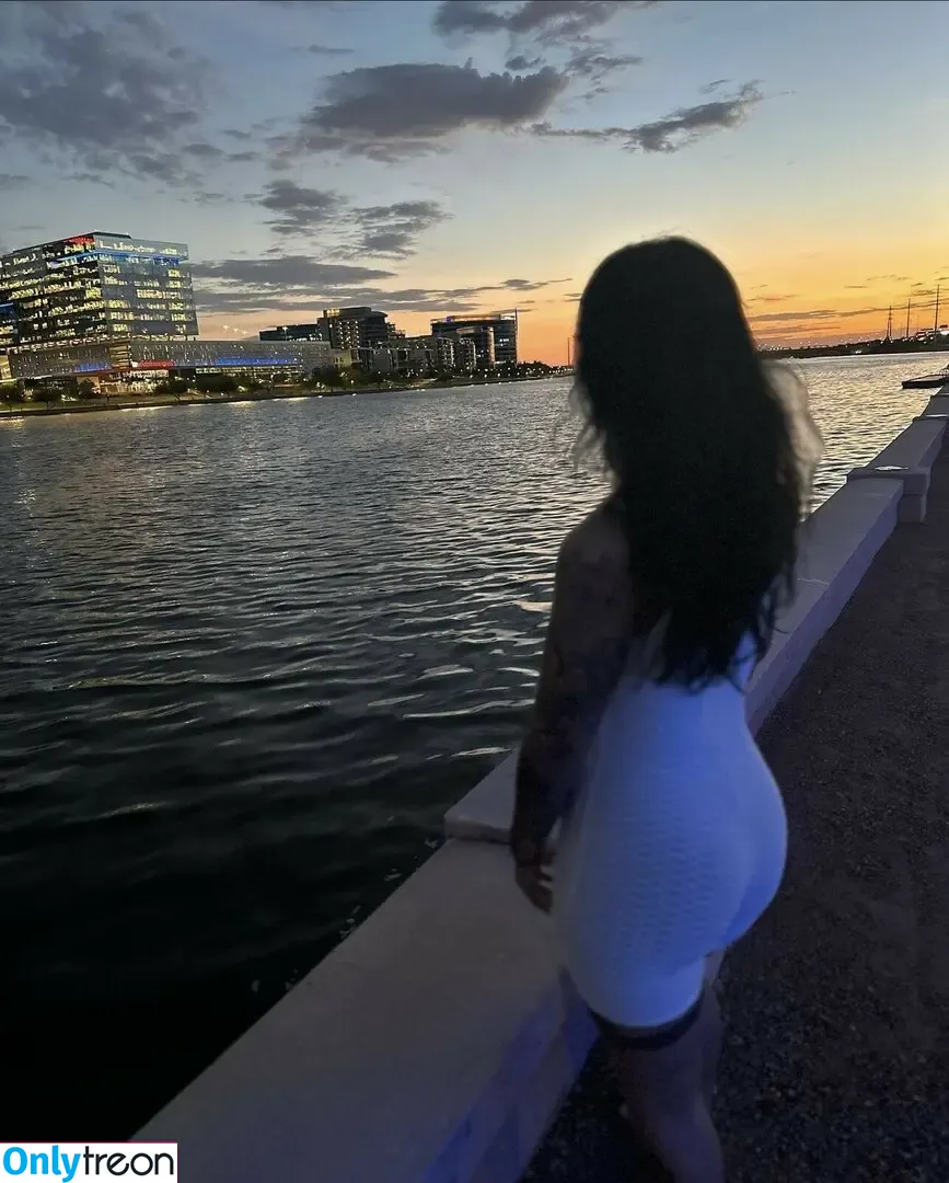 lalawlsn nude photo #0001 (l.wlsn_ / lawlsn1)