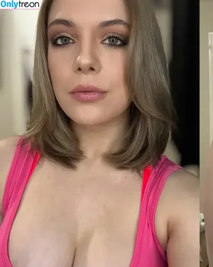 Lana Analise / LanaAnal4 / Peachylanaxo / lalalanalise nude photo #0045