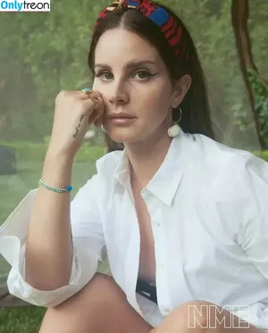 Lana Del Rey / lanadelreypictures / lanaraybabyx nude photo #0105