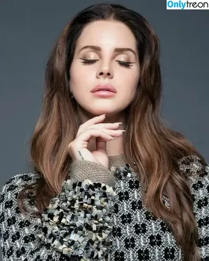Lana Del Rey / lanadelreypictures / lanaraybabyx nude photo #0106
