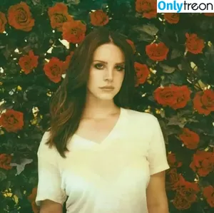 Lana Del Rey / lanadelreypictures / lanaraybabyx nude photo #0245