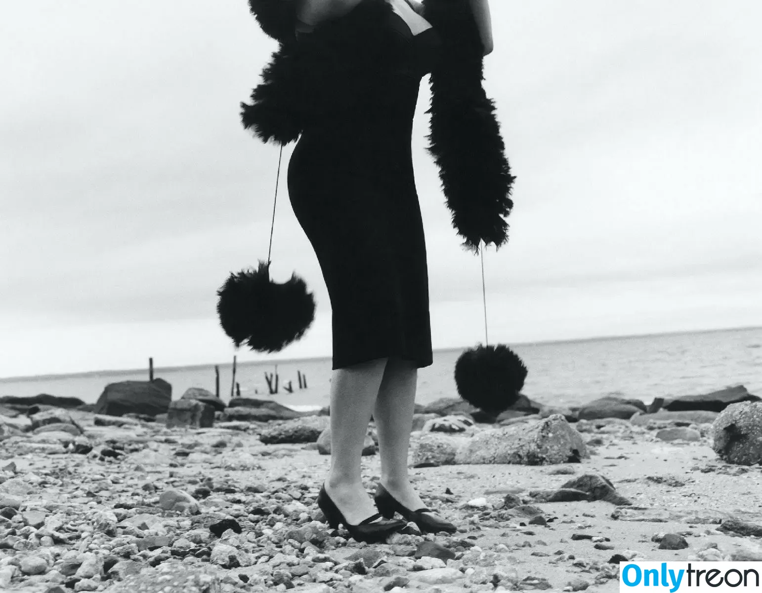 Lana Del Rey nude photo #0034 (lanadelreypictures / lanaraybabyx)