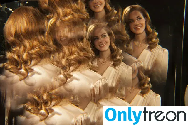 Lana Del Rey nude photo #0289 (lanadelreypictures / lanaraybabyx)