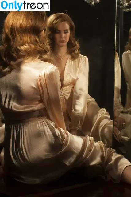 Lana Del Rey nude photo #0292 (lanadelreypictures / lanaraybabyx)