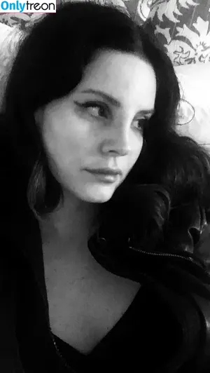 Lana Del Rey / lanadelrey / lanaraybabyx nude photo #1103