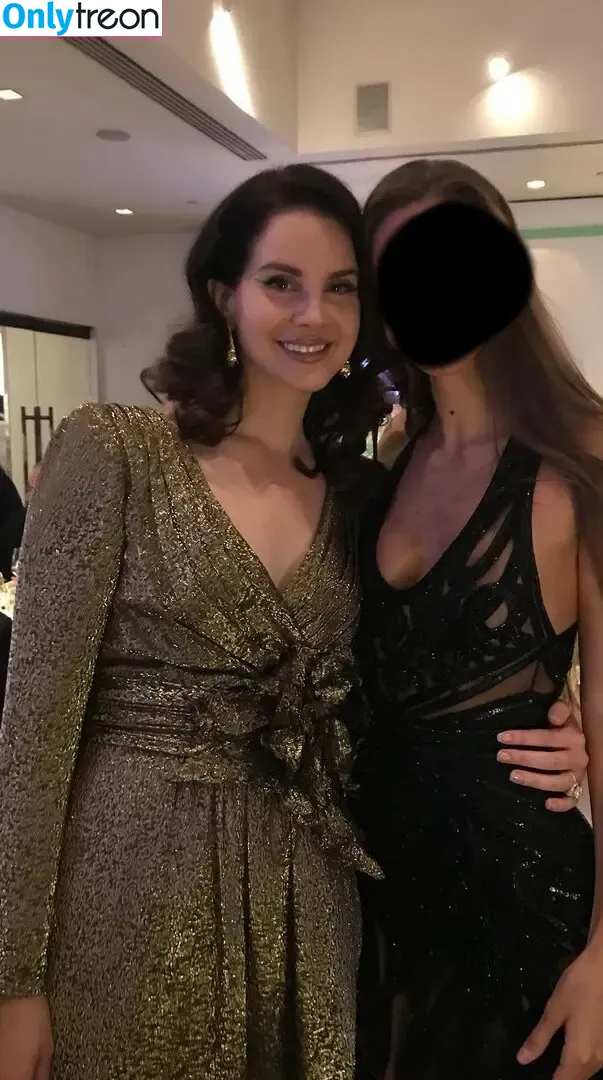 Lana Del Rey nude photo #1104 (lanadelrey / lanaraybabyx)