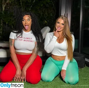 Lana Love / iwantlanalove / lanalovemusic / thicklanalove nude photo #0098