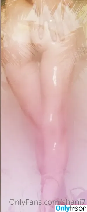  nude photo #0010