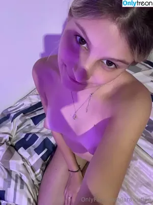 lara.cutiee / laracutiee nude photo #0040