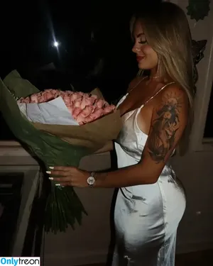 Lara Jucá / larajucah nude photo #0050