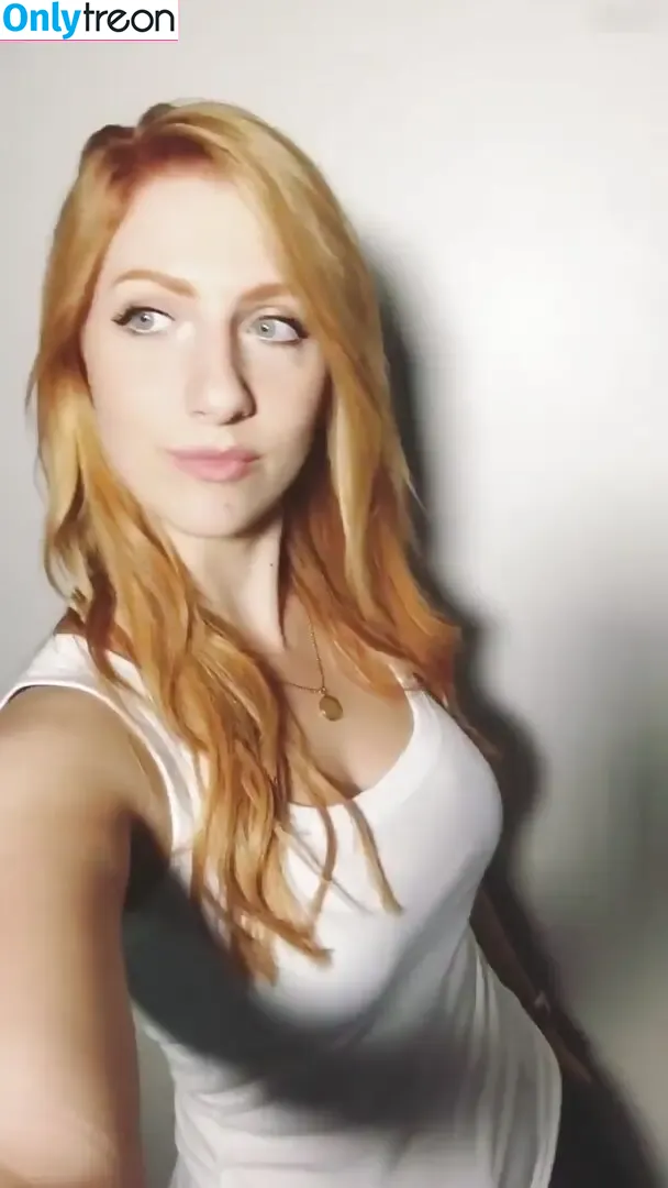 Lara Loft nude photo #0239 (Lara_Loft / laraloft / sarahtoninx9_)