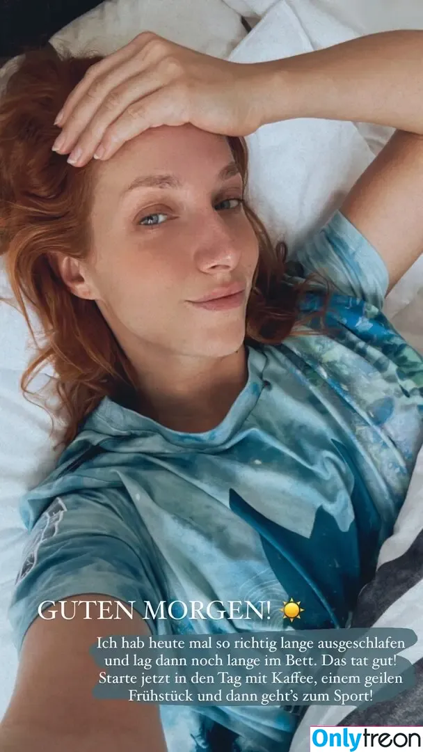 Lara Loft nude photo #0446 (Lara_Loft / laraloft / sarahtoninx9_)