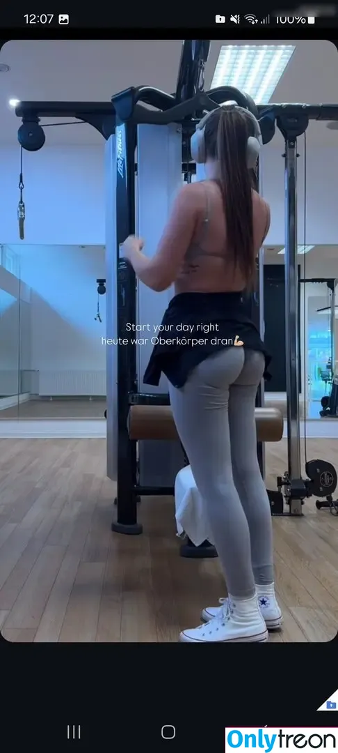 Lara.stxx nude photo #0325 (Lara.stxx)