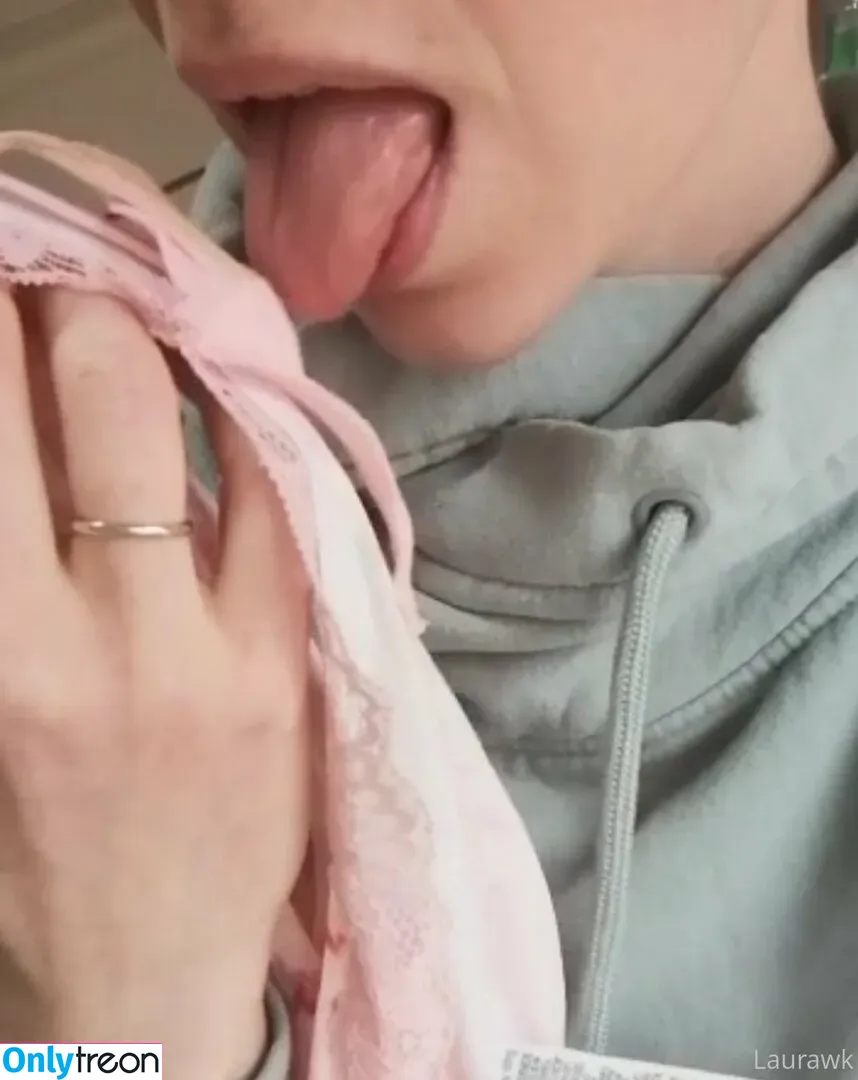 larawk nude photo #0009 (larawk)