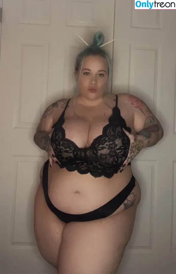Lardi B nude photo #0001 (lardib22 / thereallardib)