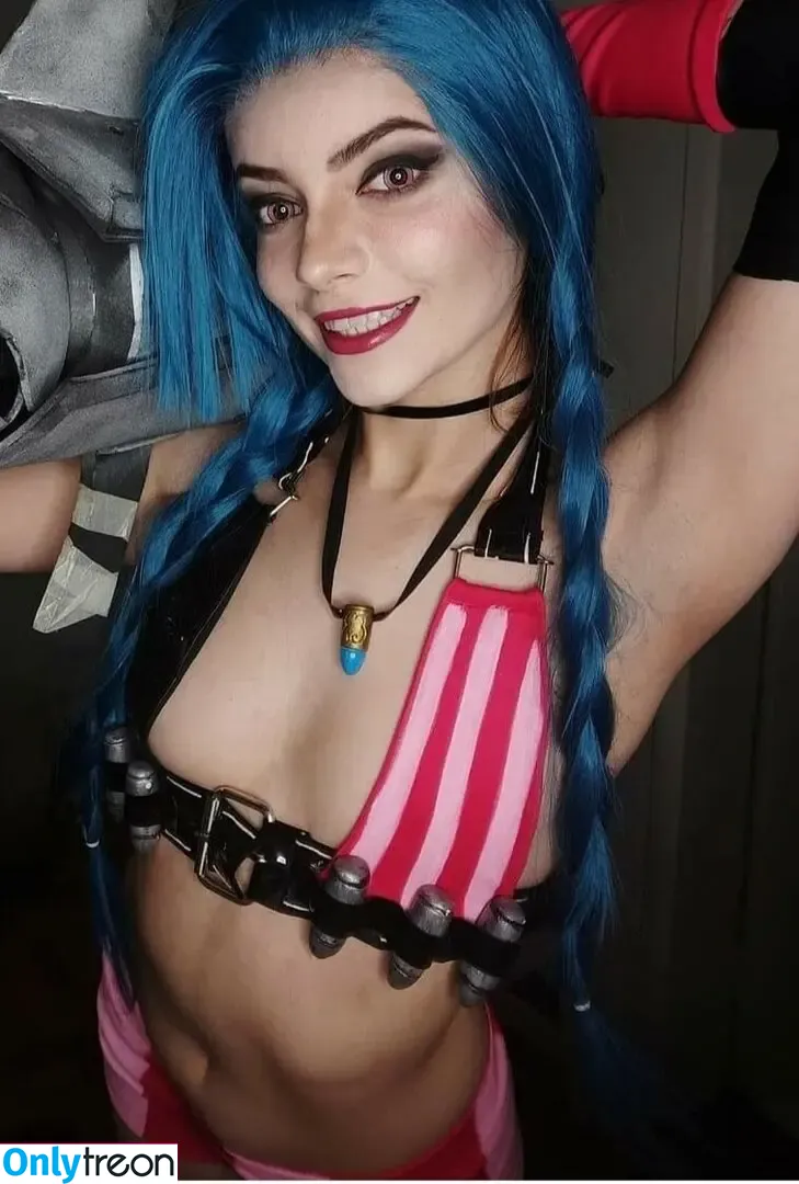 Lari Anjos nude photo #0069 (DonaLarocas / Larissa Anjos Cosplayer / lari.anjos)