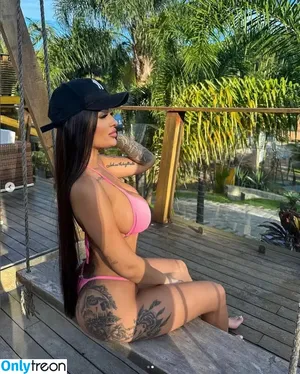 Larissa Ribeiro / larissaribb__ / museu_inventado nude photo #0005