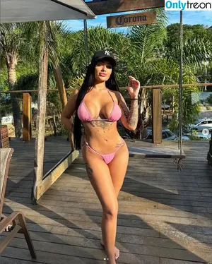 Larissa Ribeiro / larissaribb__ / museu_inventado nude photo #0006