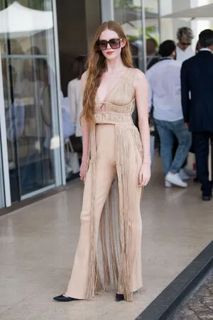 Larsen Thompson / larsenthompson nude photo #0099