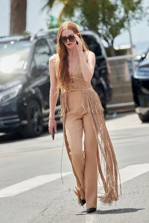 Larsen Thompson / larsenthompson nude photo #0113