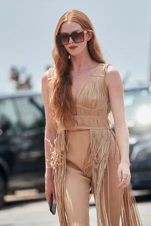 Larsen Thompson / larsenthompson nude photo #0118