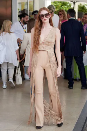 Larsen Thompson / larsenthompson nude photo #0119