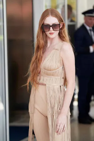 Larsen Thompson / larsenthompson nude photo #0122