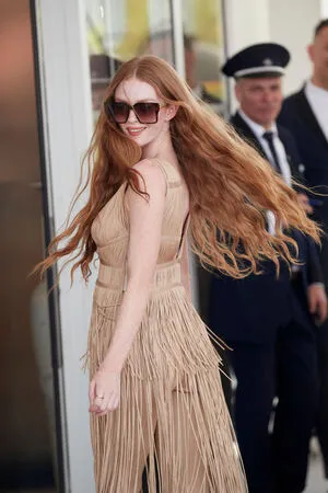 Larsen Thompson / larsenthompson nude photo #0132