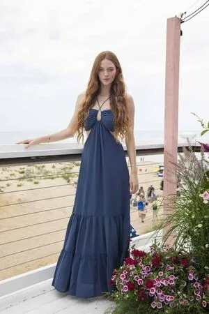 Larsen Thompson / larsenthompson nude photo #0229