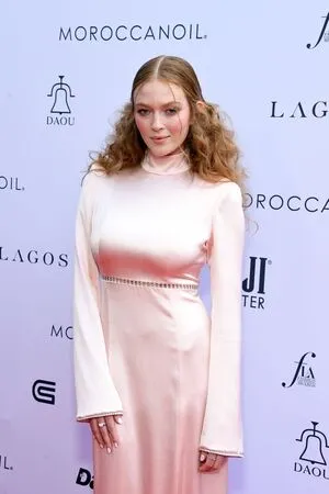 Larsen Thompson / larsenthompson nude photo #0294
