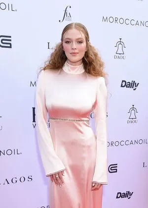 Larsen Thompson / larsenthompson nude photo #0295