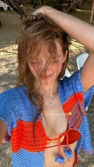 Larsen Thompson / larsenthompson nude photo #0301