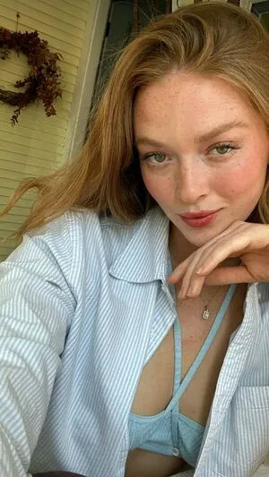 Larsen Thompson / larsenthompson nude photo #0343