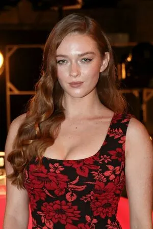 Larsen Thompson / larsenthompson nude photo #0354