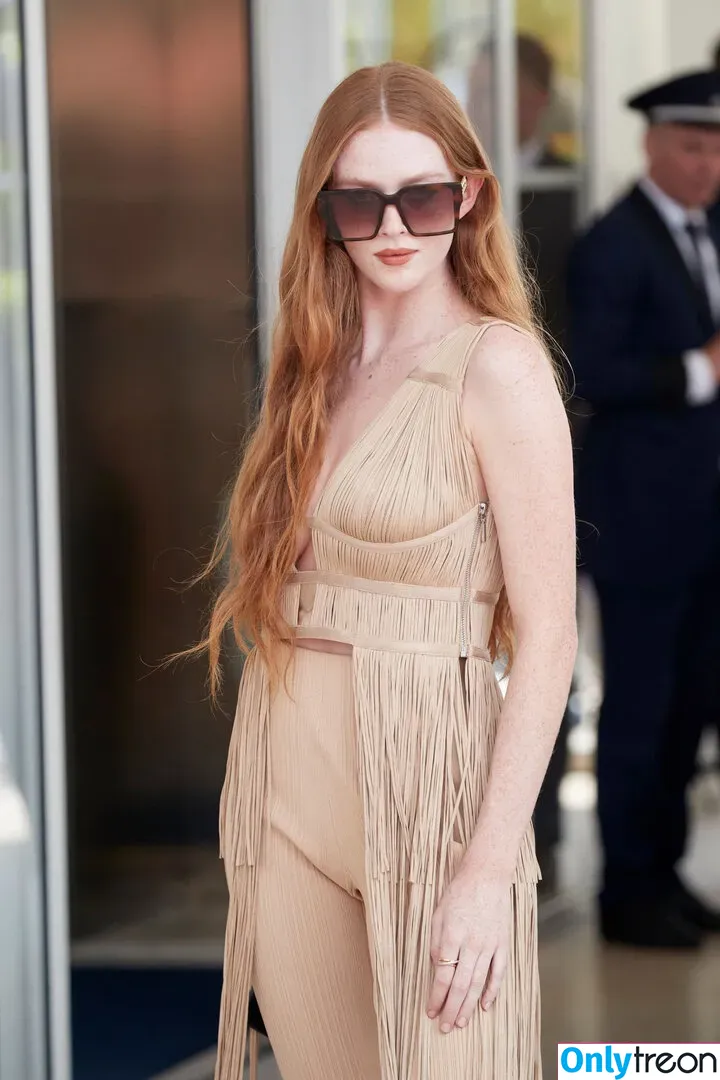 Larsen Thompson nude photo #0122 (larsenthompson)