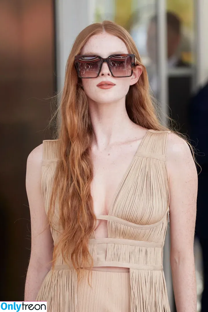 Larsen Thompson nude photo #0127 (larsenthompson)