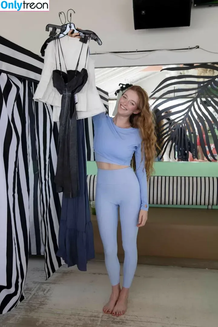 Larsen Thompson nude photo #0228 (larsenthompson)