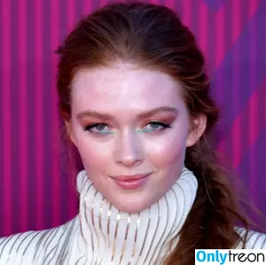 Larsen Thompson / larsenthompson nude photo #1010